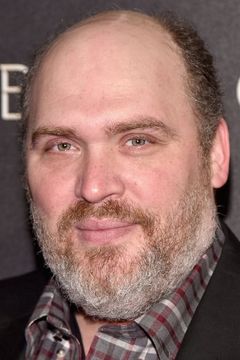 Glenn Fleshler interpreta Russ Faria