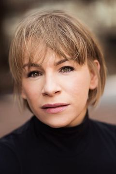 Fiona Skinner interpreta Annie