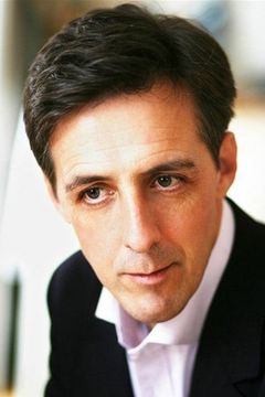 Paul Bigley interpreta Colin