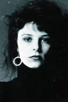 Lauren Roselli interpreta Stacy Hubka