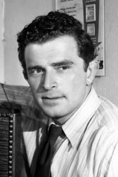 George Tyne interpreta Le Marie