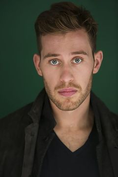 Christopher Crema interpreta Walberg