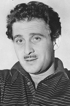 Domenico Modugno interpreta Tiberio Fiorilli