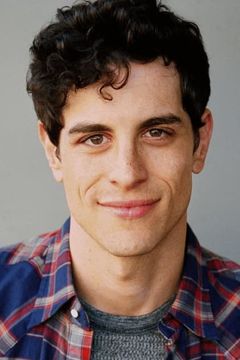 Jeffrey Christopher Todd interpreta Princeton Student (uncredited)