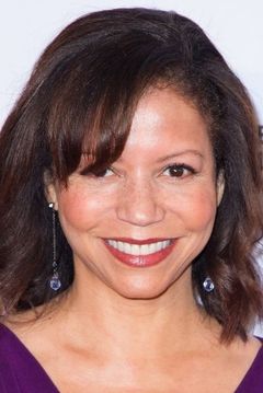 Gloria Reuben interpreta Jeanie Boulet