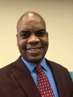 Terrell Dixon interpreta Wurm