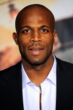 Billy Brown interpreta Staff Sgt. Pryce