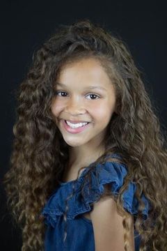 Taliyah Blair interpreta Lian