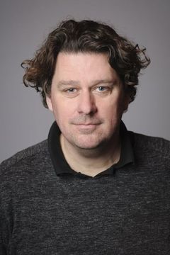 Diederik Ebbinge interpreta Bob