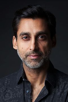 Anand Rajaram interpreta Det. Black