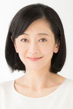 Yumi Asou interpreta Keiko