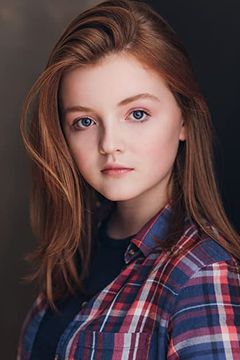 Quinn McColgan interpreta Becca