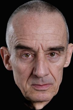 Patrick Frey interpreta Jean