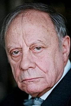 Jacques Marchand interpreta Loïc, patron crêperie