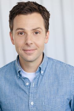 Gabriel Tigerman interpreta Darren