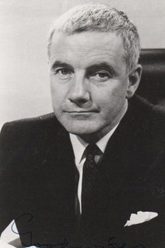 Fulton Mackay interpreta Victor Kingsbrook