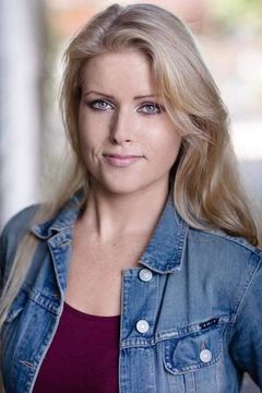 Shayne Elsa Drummond interpreta Teresa