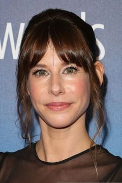 Megan Neuringer interpreta Jewel Thief