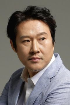 Jung Hyung-suk interpreta Minister of Public Administration and Security