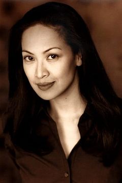 Marie V. Cruz interpreta Number Nine