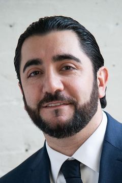 Vache Tovmasyan interpreta Garnick