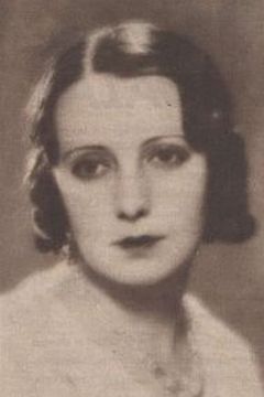 Julia Pachelo interpreta Robert's Maid