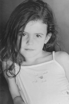Brooke Hamlin interpreta Katie Morrison