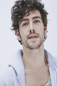 Luca Annovazzi interpreta Luca Zerbi