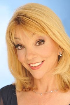 Teresa Ganzel interpreta Additional Voices (voice) (uncredited)