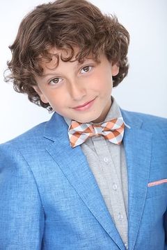 August Maturo interpreta Auggie Matthews