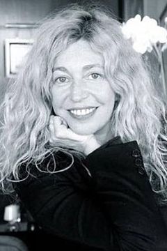 Stéphanie Murat interpreta Valérie