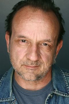 David Yow interpreta Deputy