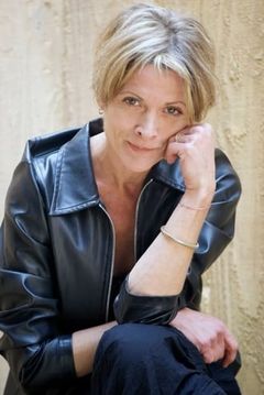 Karin Giegerich interpreta Claudia Malaspina