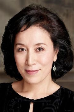 Atsuko Takahata interpreta Kaoru Arima
