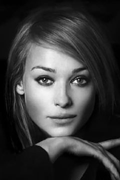 Cecilie Thomsen interpreta VIP Patron
