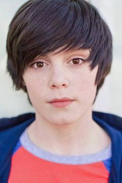 Jack Champion interpreta Ethan Landry