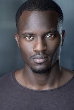 Antony Acheampong interpreta Huntsman #1