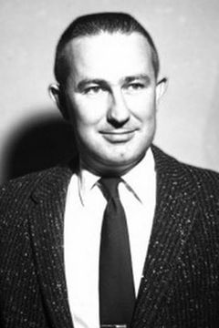 Jack Lindquist interpreta Chorus Member (uncredited)