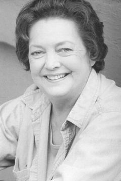 Betty Murphy interpreta Bud's Mom
