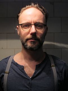 Pepijn Caudron interpreta Rudolf
