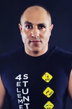 Omar Ayala interpreta DEA Sniper