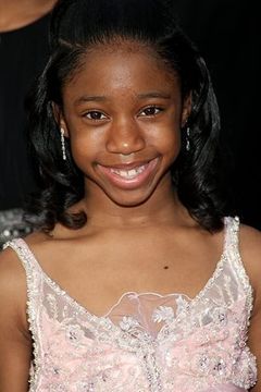 Jamia Simone Nash interpreta Hope