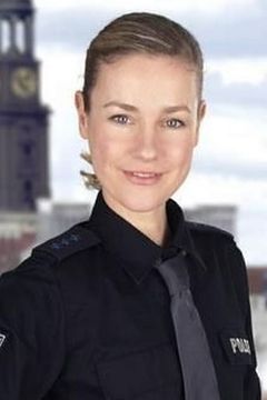 Rhea Harder interpreta Polizeimeisterin Franziska'Franzi' Jung