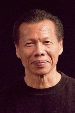 Bolo Yeung interpreta (as Yeung See)