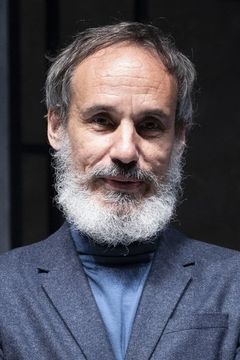Francesc Garrido interpreta Claudio Vázquez