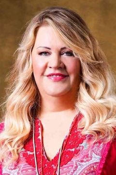 Ilka Bessin interpreta Tapir Rosie (voice)