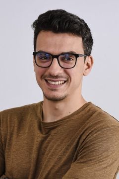 Alexandru Ion interpreta Nicolae