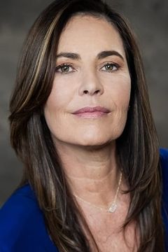 Maureen Mountcastle interpreta Shareholder