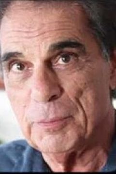 Philip Suriano interpreta Dominick Santoro