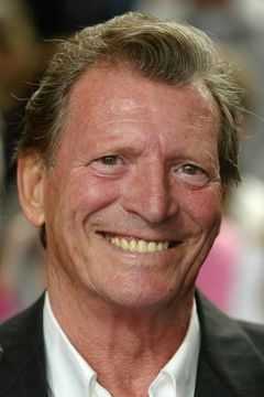 Johnny Briggs interpreta Man John Fights at Dance (uncredited)